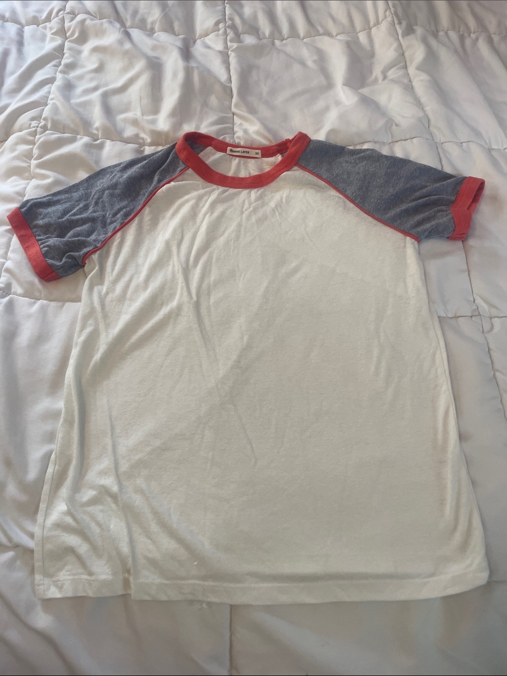 Marine Layer White Raglan Tee with Red Trim and Heather Blue Sleeves XS